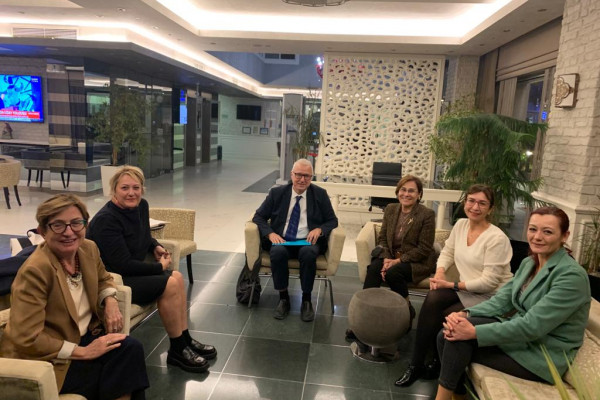 We met with Ankara Policy Center’s President Fatih Ceylan and shared “The Position and Prospects of Women Politicians in Turkey” research results.